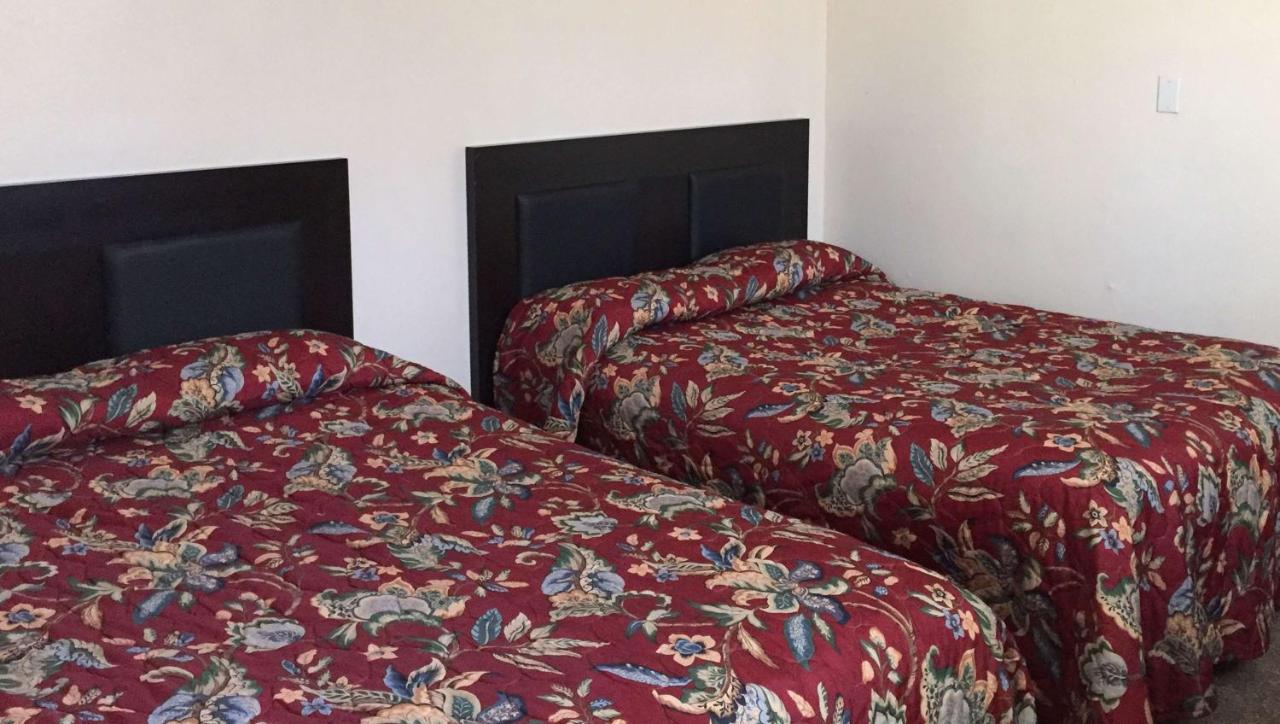 Country Place Inn And Suites White Haven Extérieur photo