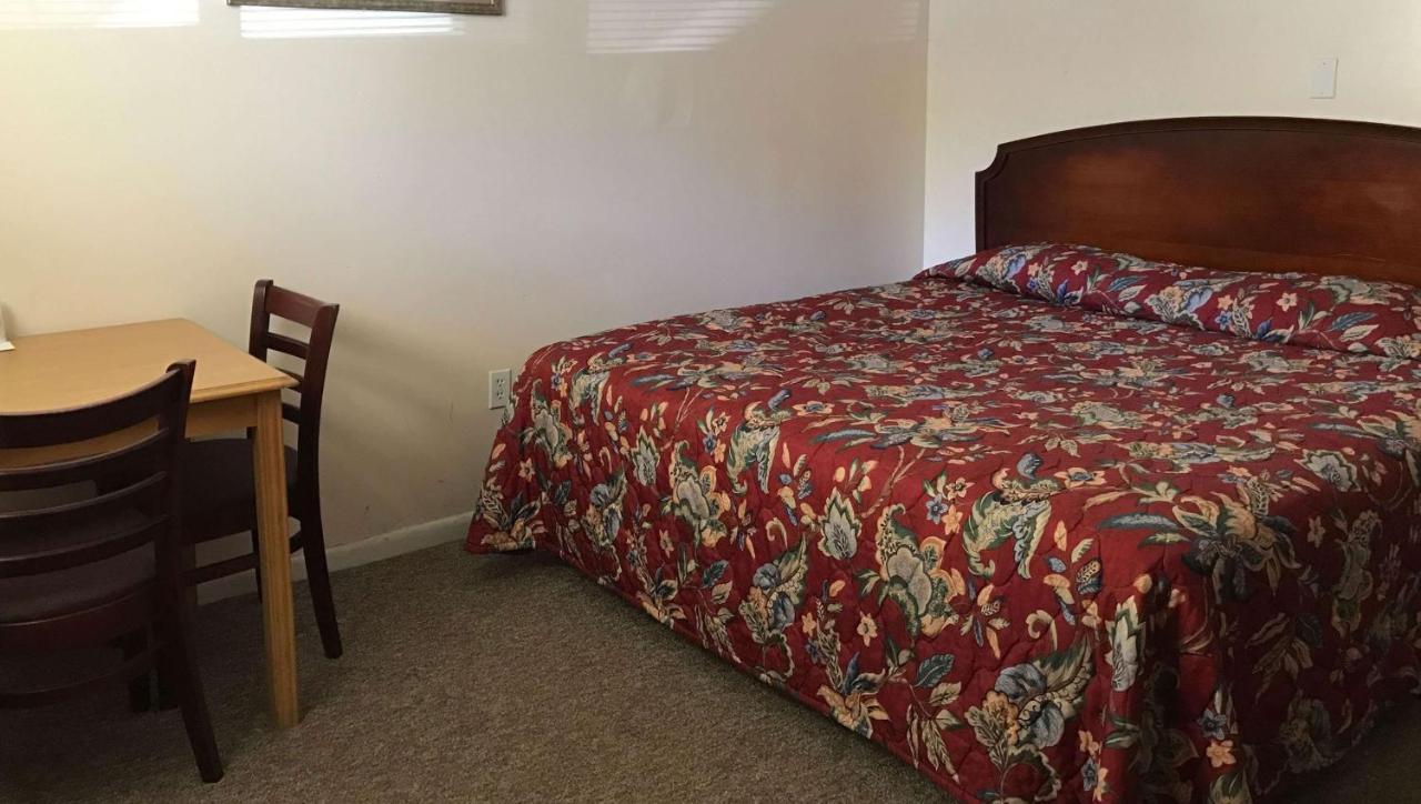 Country Place Inn And Suites White Haven Extérieur photo