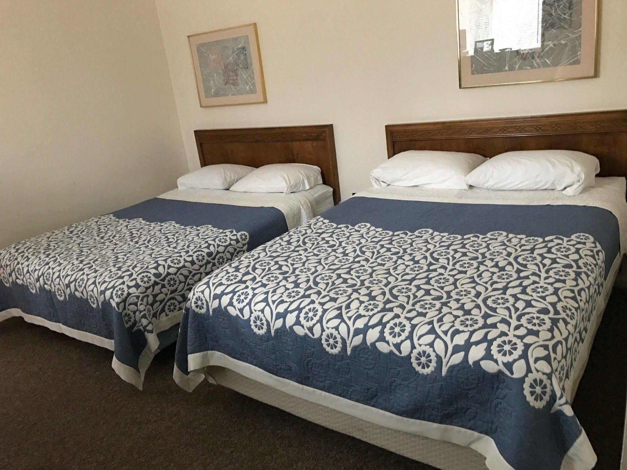 Country Place Inn And Suites White Haven Extérieur photo
