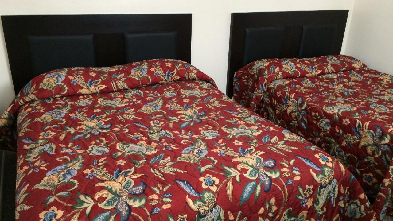 Country Place Inn And Suites White Haven Extérieur photo